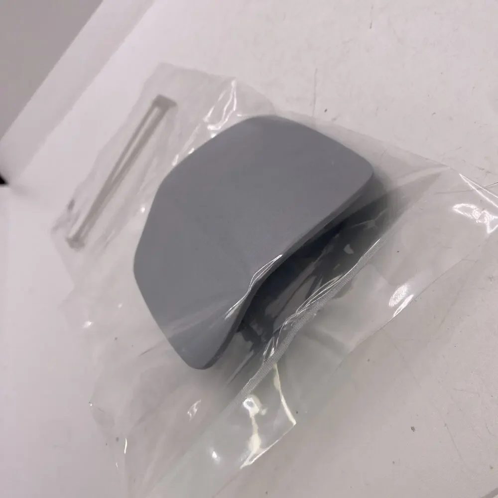 Aftermarket Mercedes-Benz Jack Hole Covers - R230 - Left Front - No I paint i...